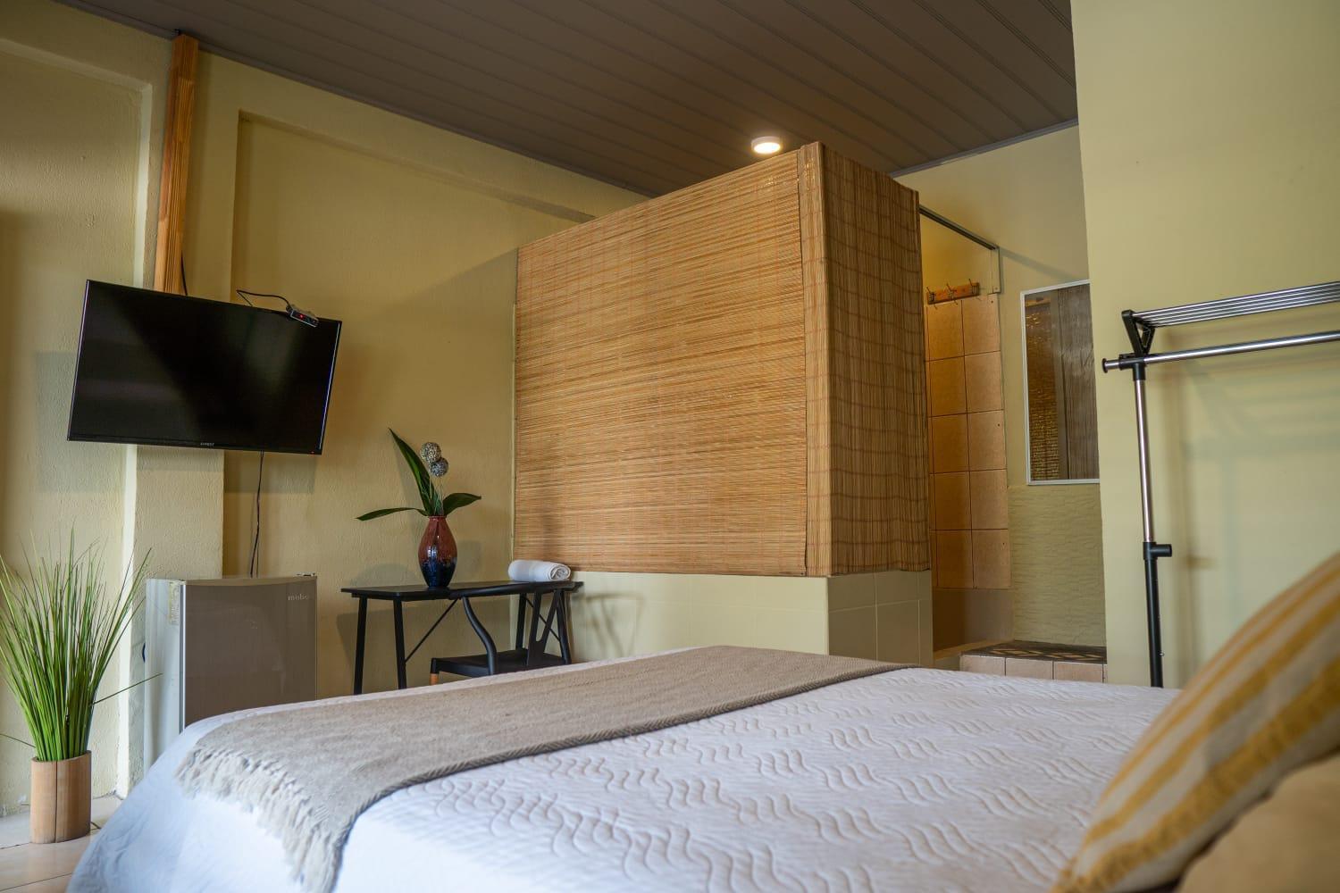 Hotel Y Cabinas Del Tropico Guápiles Zewnętrze zdjęcie