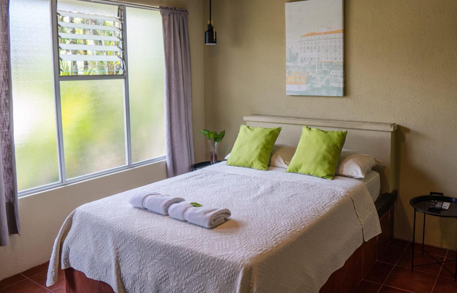 Hotel Y Cabinas Del Tropico Guápiles Zewnętrze zdjęcie