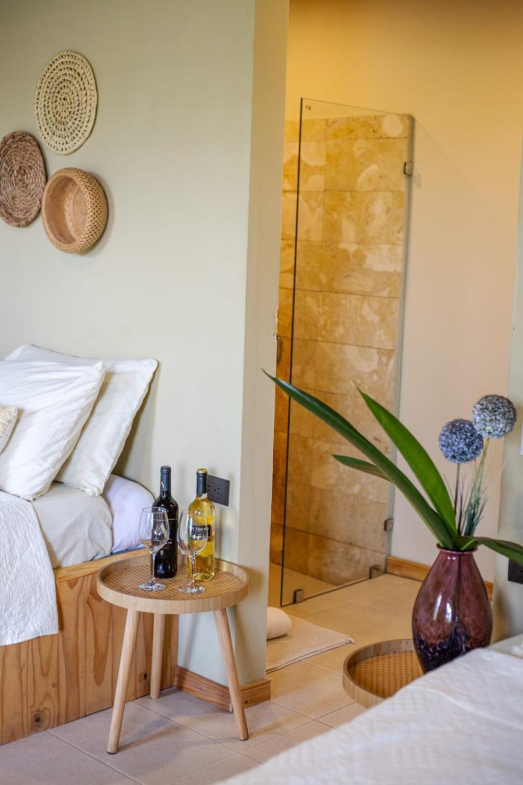 Hotel Y Cabinas Del Tropico Guápiles Zewnętrze zdjęcie